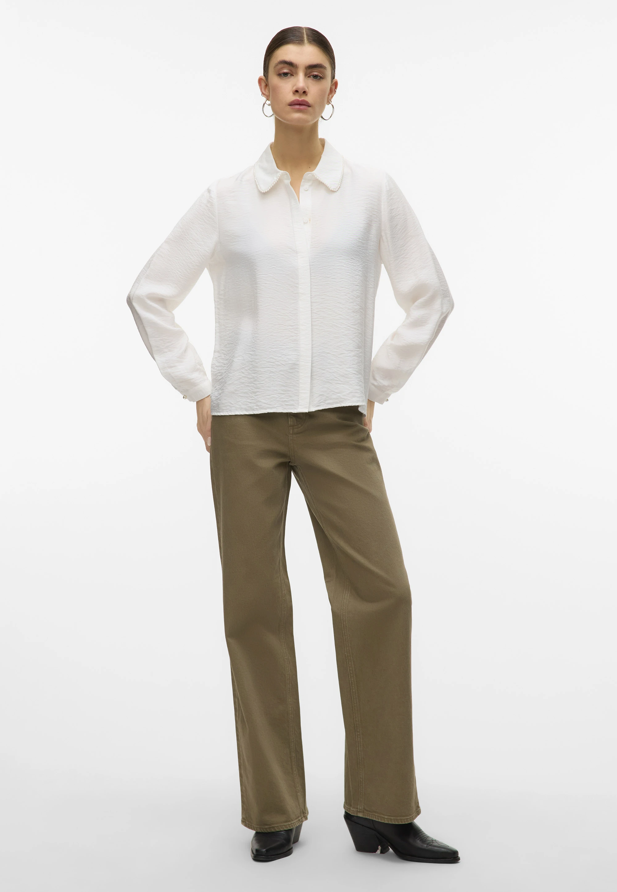 Vero Moda Vmflowy SS Camicia Donna - Scollo A V, Maniche Corte, Tessuto Fluido, Taglio Regular, Composizione Viscosa E Poliammide